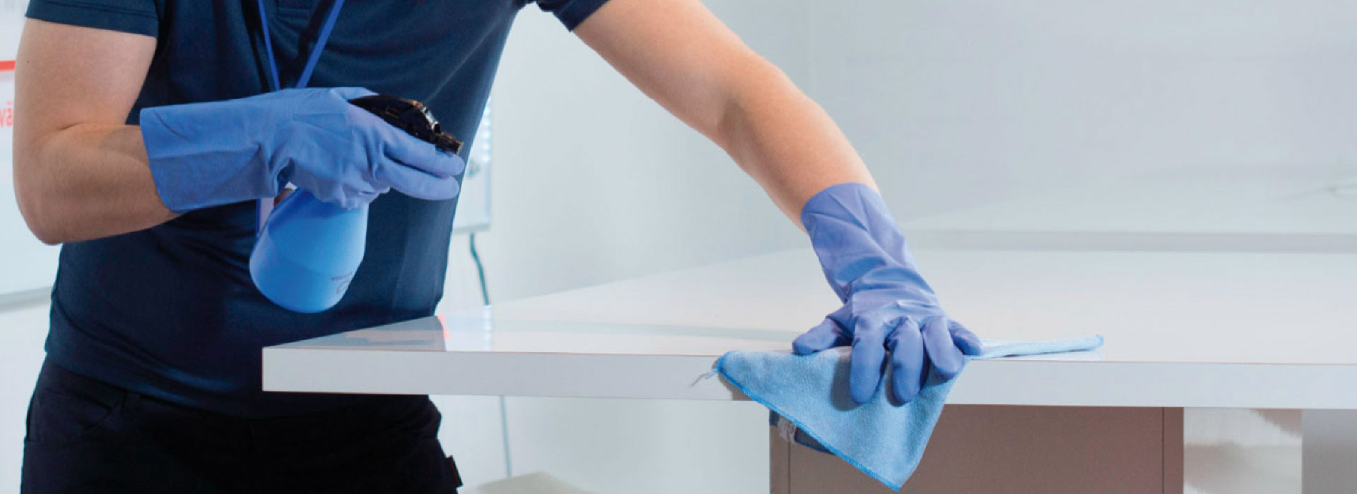 Me olemme Real Clean, yrityssiivouksen asiantuntija